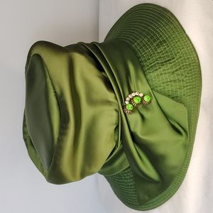 Fabulous Brimmed Vintage Hat